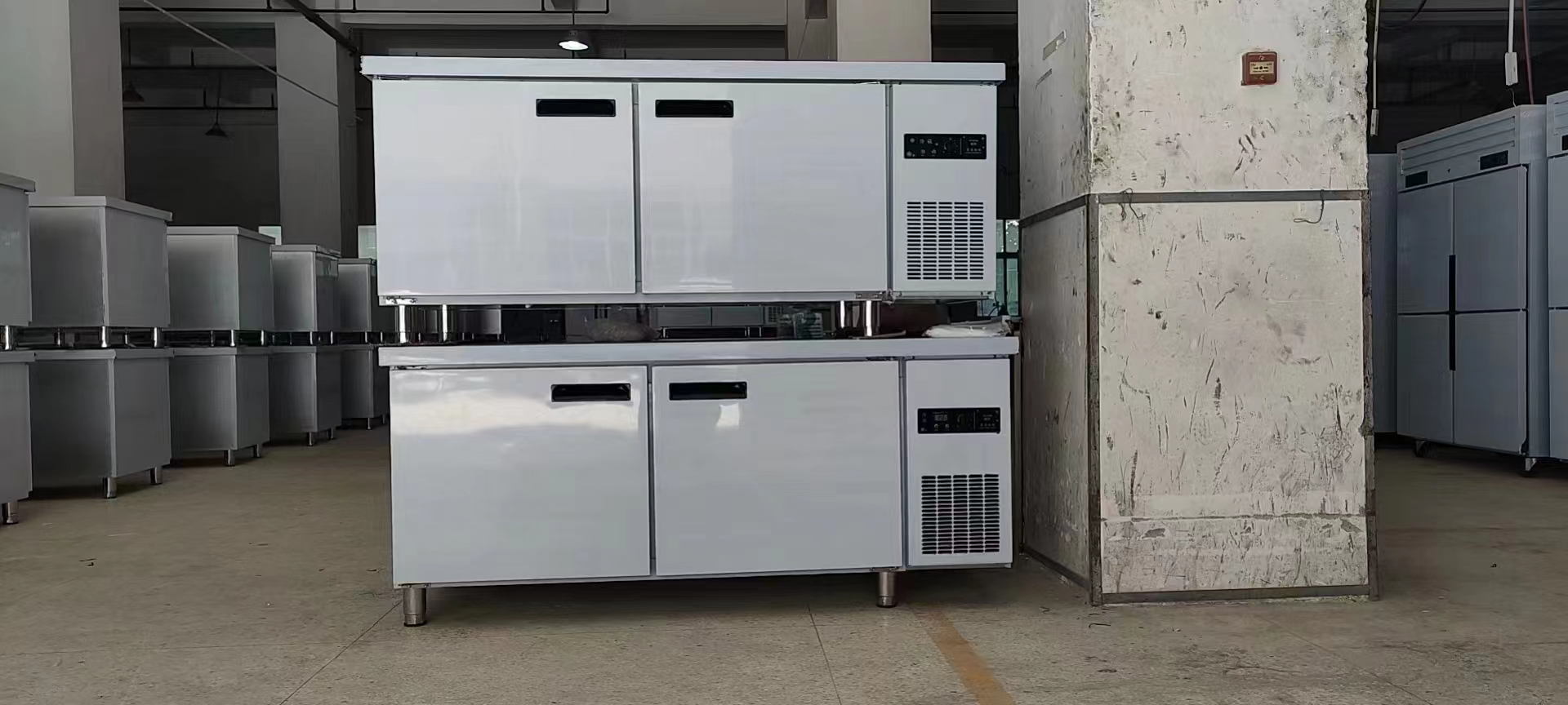 冰箱操作台